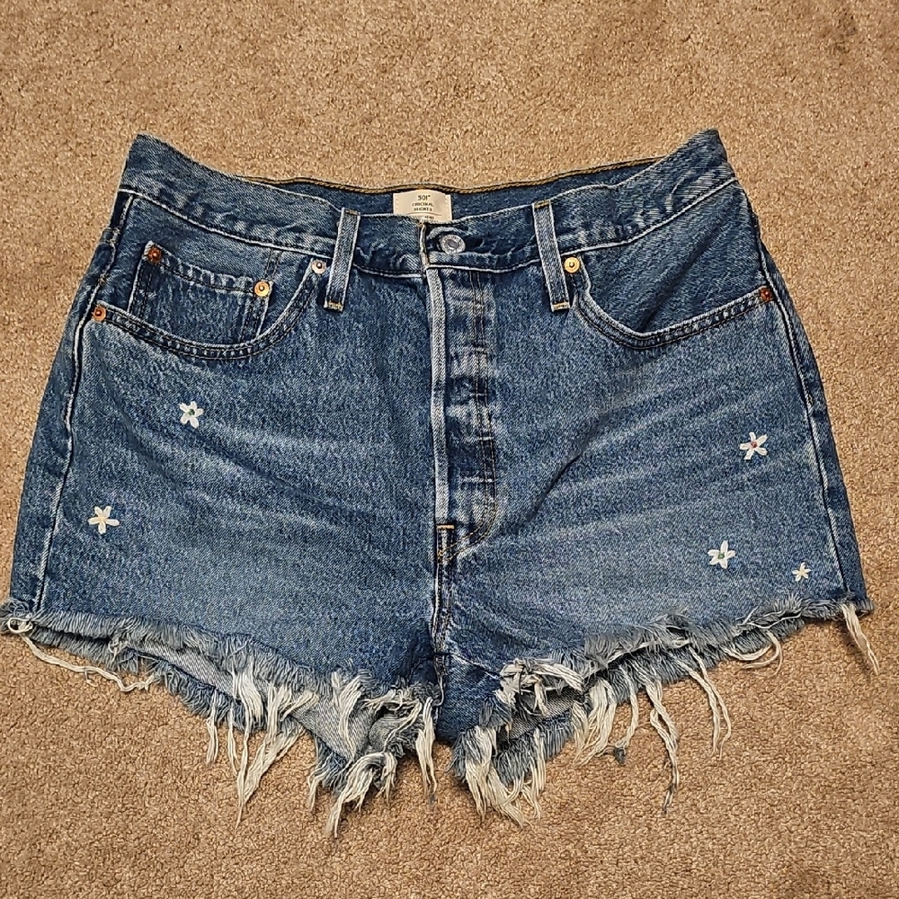 Levi's 501 Original Daisy Embroidered Shorts
